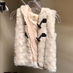 Furry vest size 7 tucker and Tate from Nordstrom